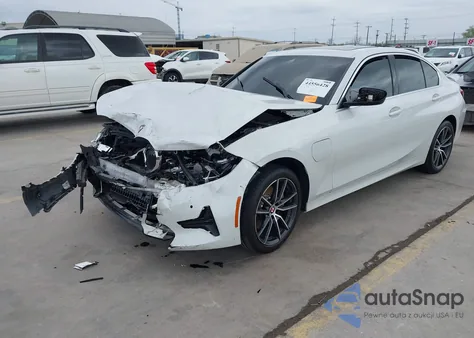 2021 BMW 330E xDrive from USA, damaged, VIN WBA5P9C03MFJ75876